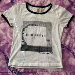 Hollister T-shirt